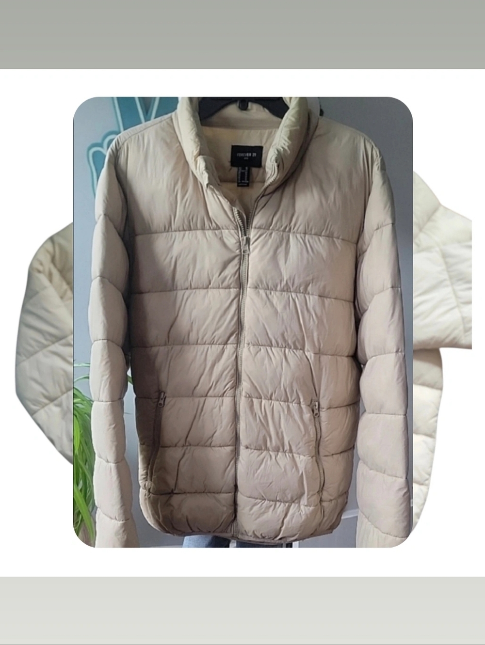 💗✨️ Forever 21 Light Beige Quilted Puffer Jacket